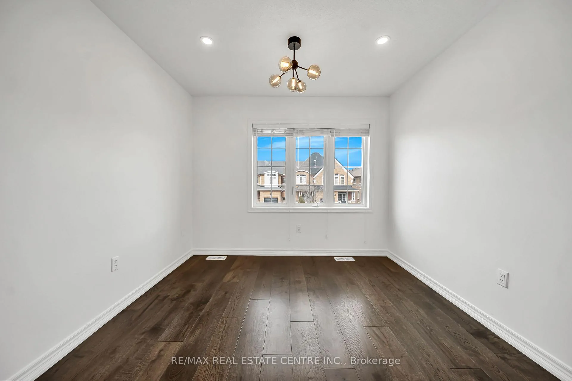 Photo 40 of 8 Munch Place, Milton, Willmott — HOMEH