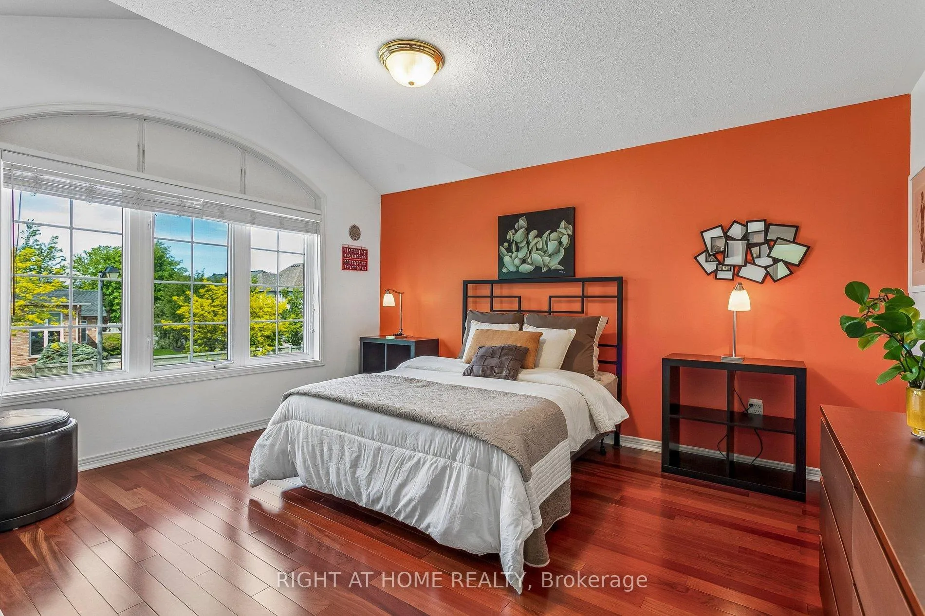 Photo 22 of 4263 Couples Crescent, Burlington, Rose — HOMEH