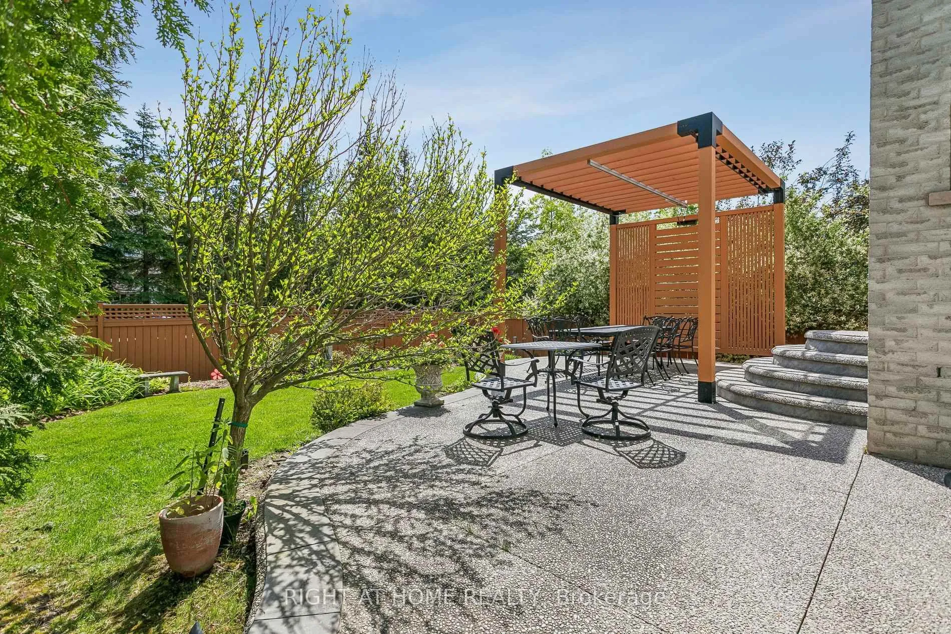 Photo 38 of 4263 Couples Crescent, Burlington, Rose — HOMEH