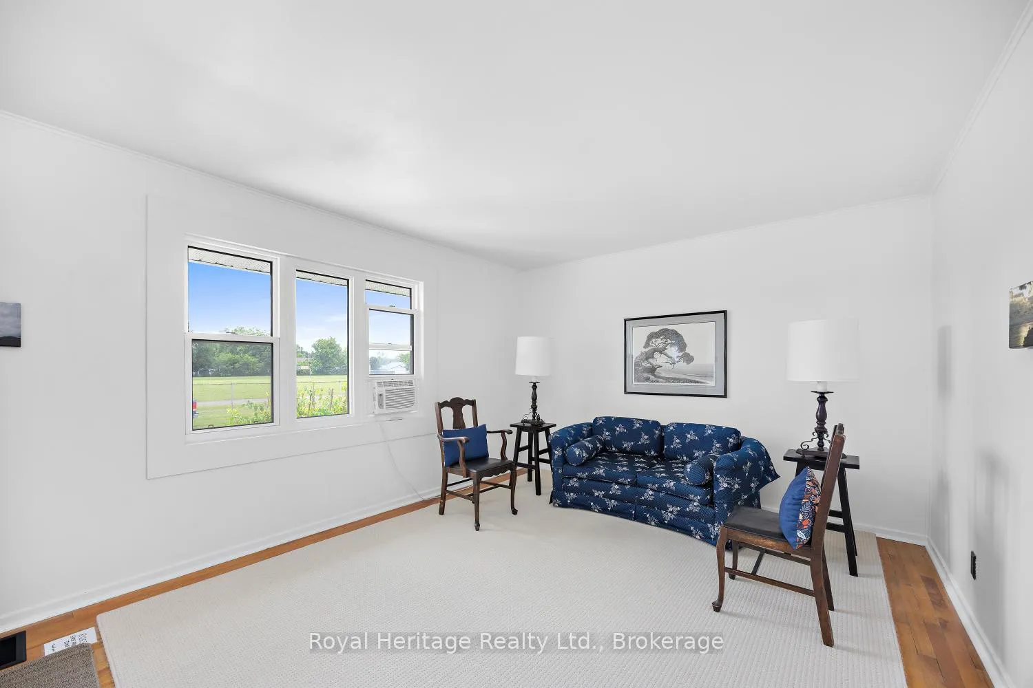 Photo 26 of 722 Gillespie Avenue, Peterborough, Otonabee Ward 1 — HOMEH