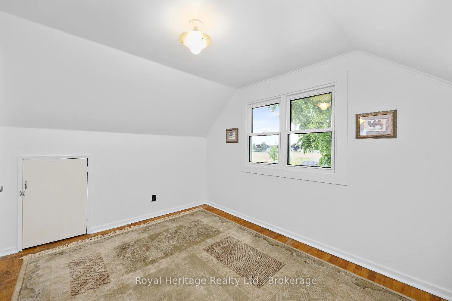 Photo 61 of 722 Gillespie Avenue, Peterborough, Otonabee Ward 1 — HOMEH
