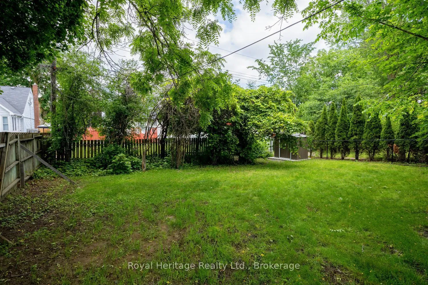 Photo 86 of 722 Gillespie Avenue, Peterborough, Otonabee Ward 1 — HOMEH