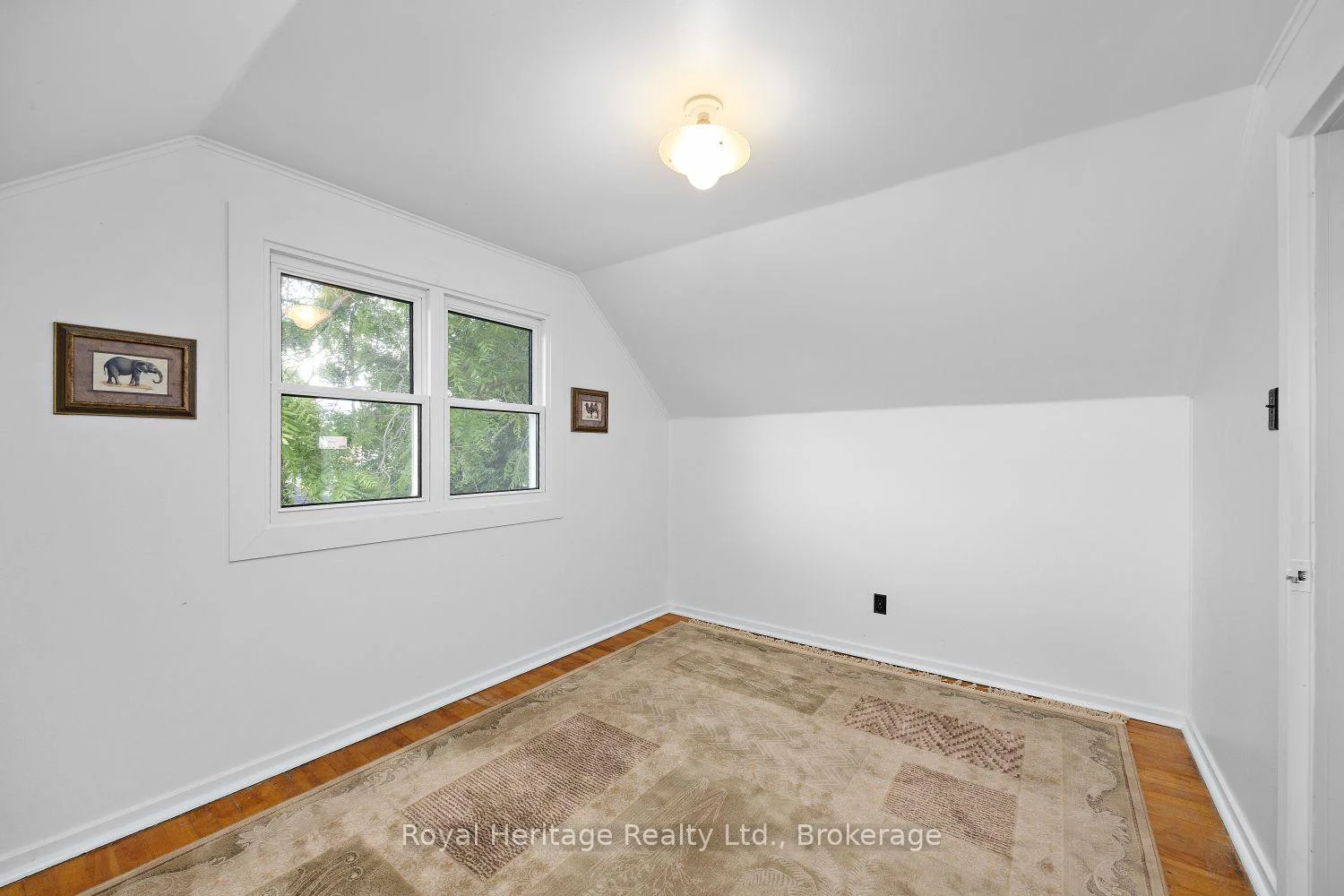 Photo 69 of 722 Gillespie Avenue, Peterborough, Otonabee Ward 1 — HOMEH