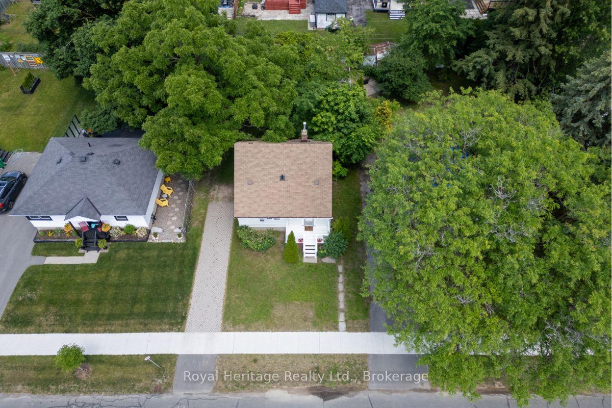 Photo 90 of 722 Gillespie Avenue, Peterborough, Otonabee Ward 1 — HOMEH