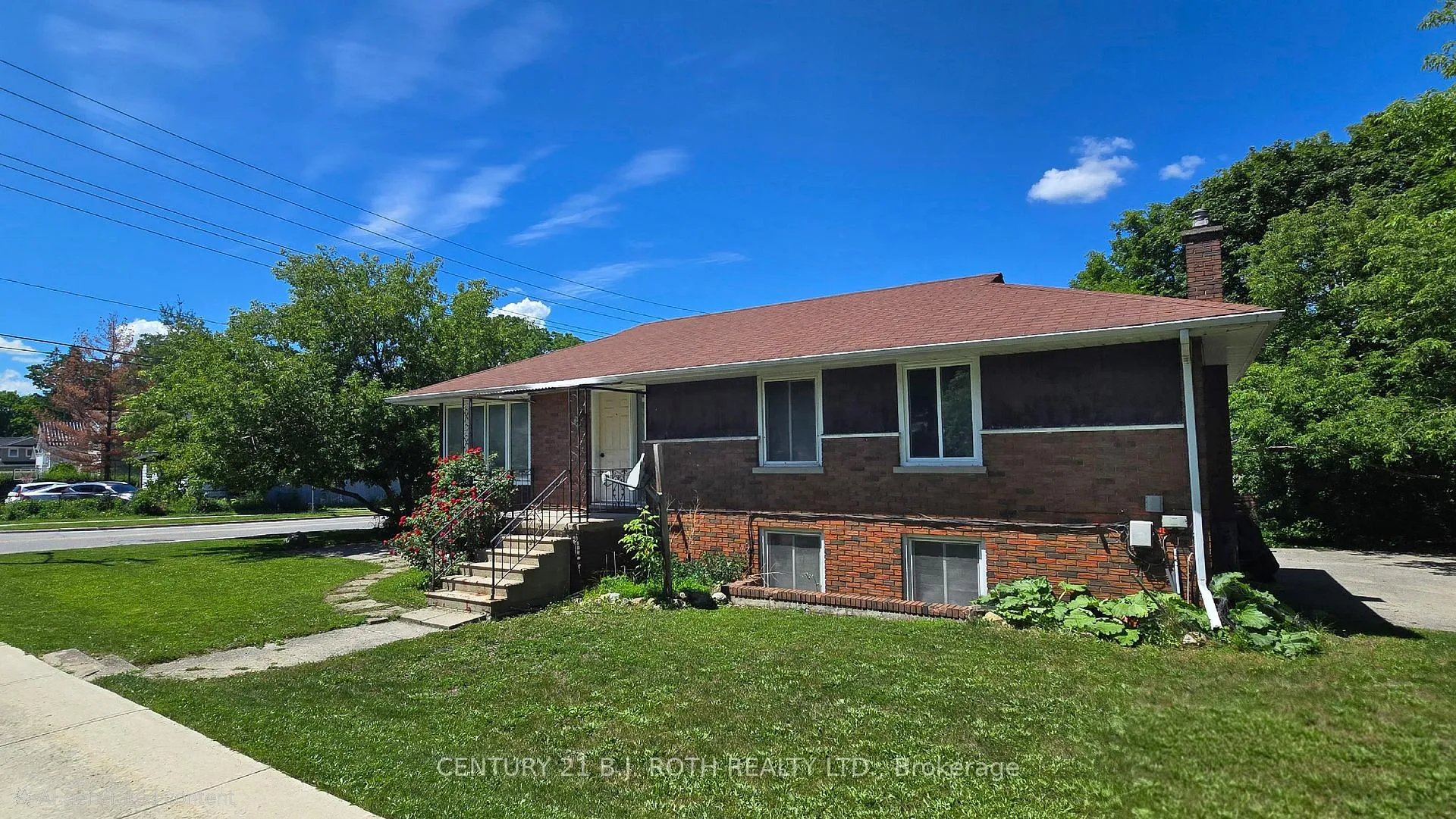 Photo 1 of Unit Upper, 41 Bayview Drive, Barrie, Allandale — HOMEH
