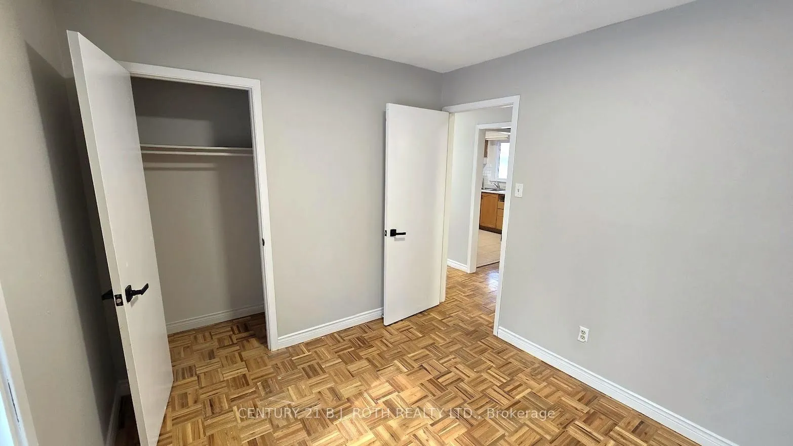 Photo 15 of Unit Upper, 41 Bayview Drive, Barrie, Allandale — HOMEH