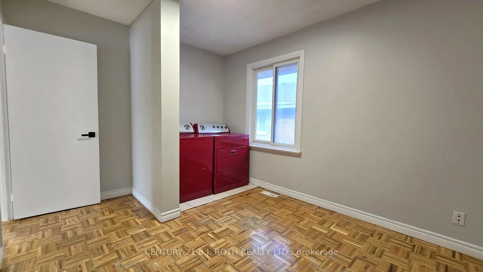 Photo 19 of Unit Upper, 41 Bayview Drive, Barrie, Allandale — HOMEH