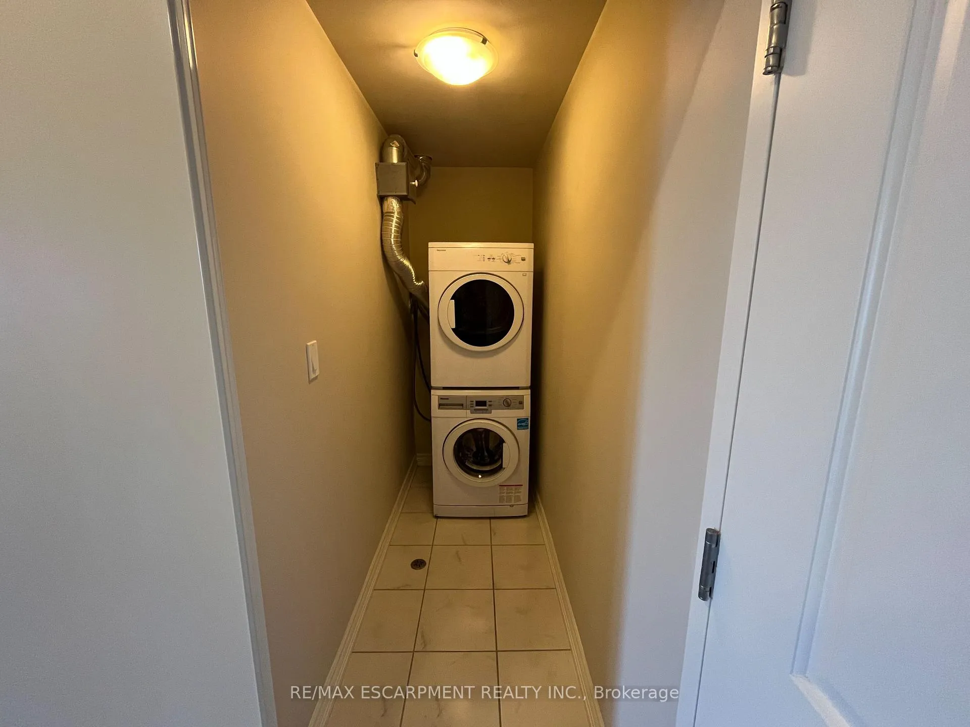 Photo 8 of Unit 509, 640 Sauve Street, Milton, Beaty — HOMEH