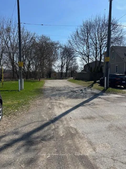 Photo 8 of 4077 Hickson Avenue, Niagara Falls, Downtown — HOMEH