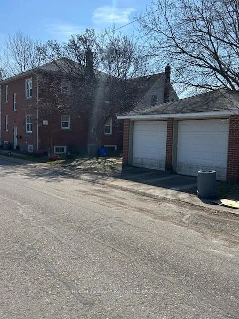 Photo 10 of 4077 Hickson Avenue, Niagara Falls, Downtown — HOMEH