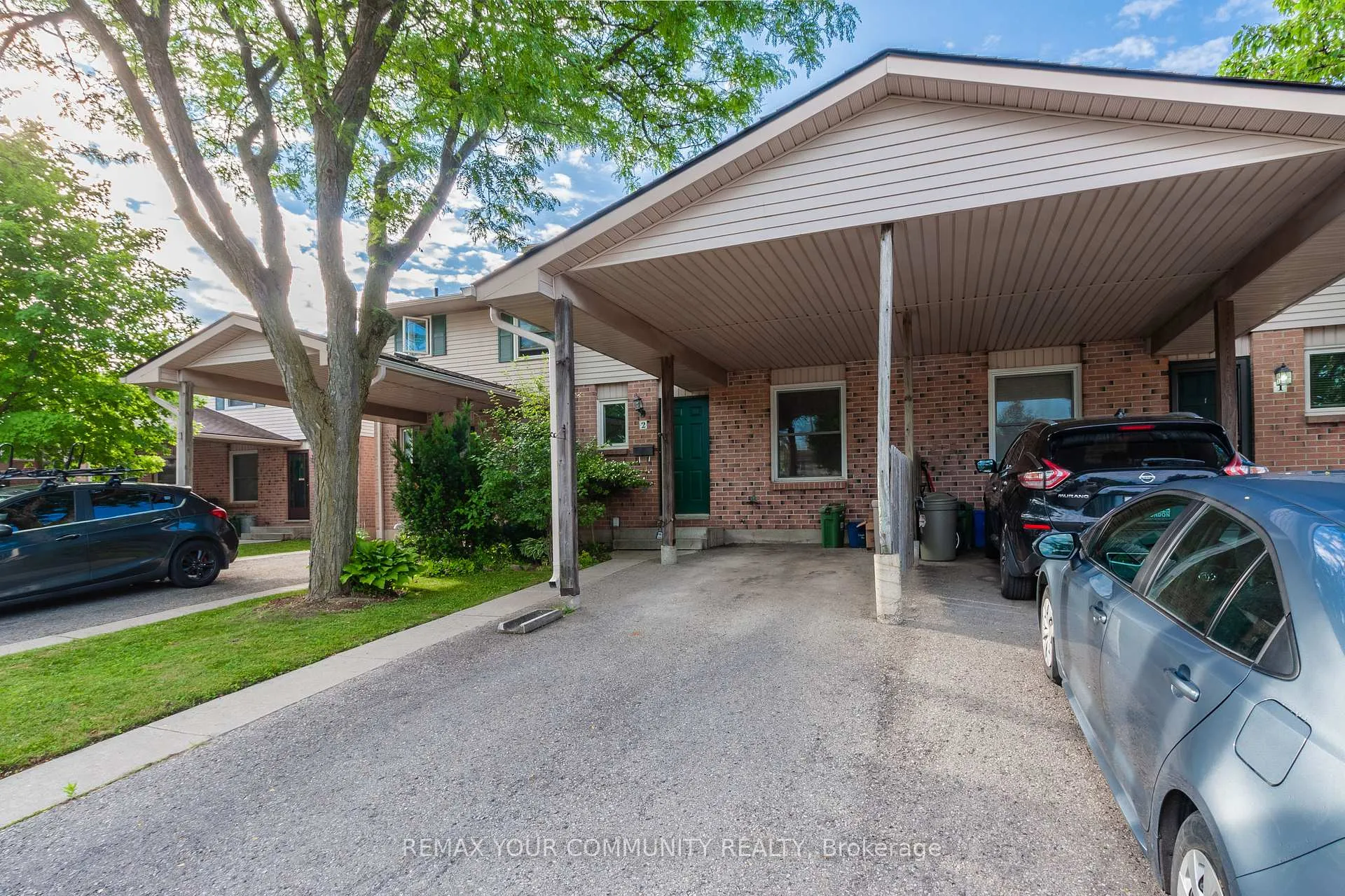 Photo 3 of Unit 2, 160 Conway Drive, London, South X — HOMEH