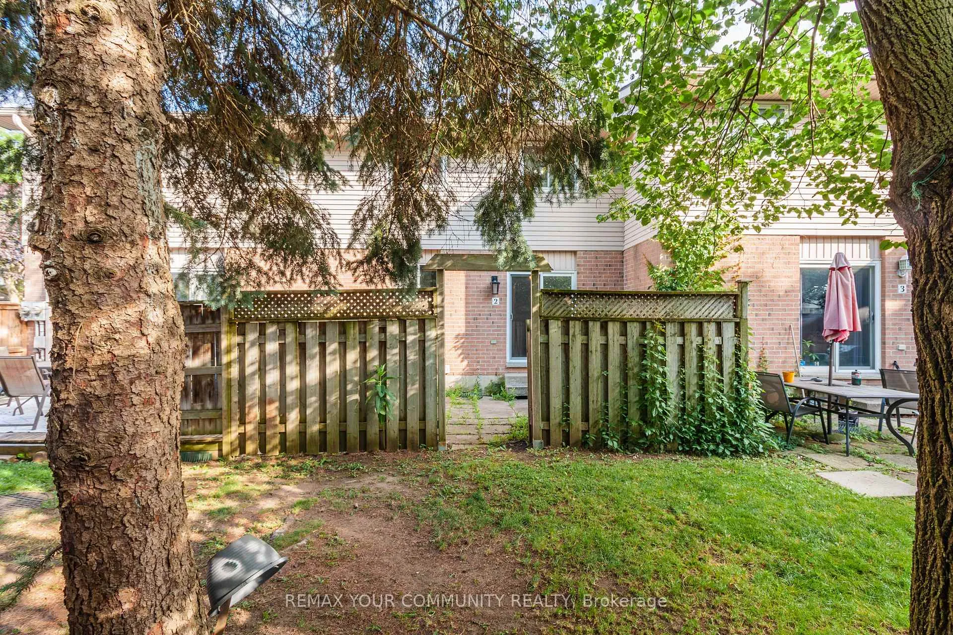 Photo 5 of Unit 2, 160 Conway Drive, London, South X — HOMEH