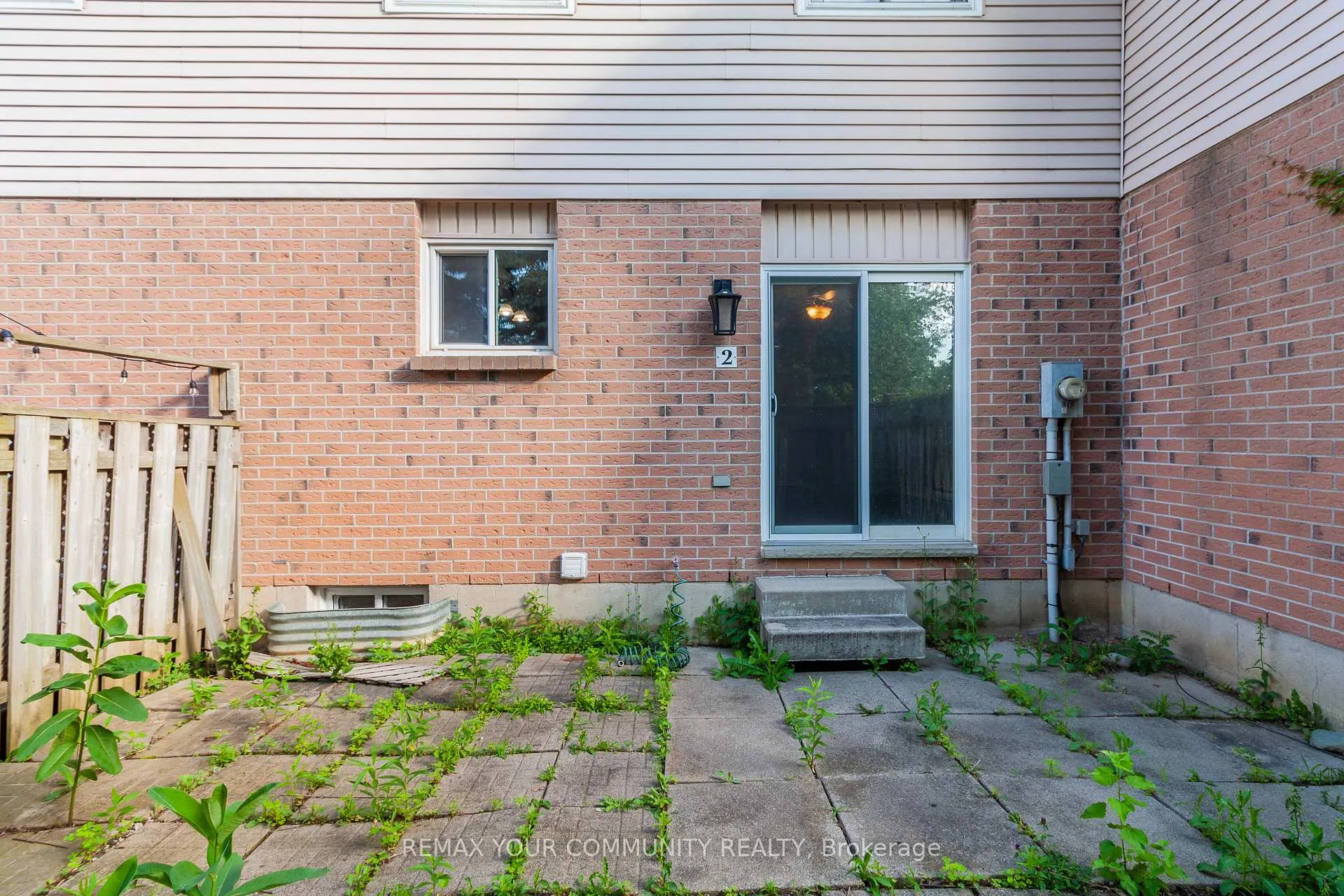 Photo 6 of Unit 2, 160 Conway Drive, London, South X — HOMEH