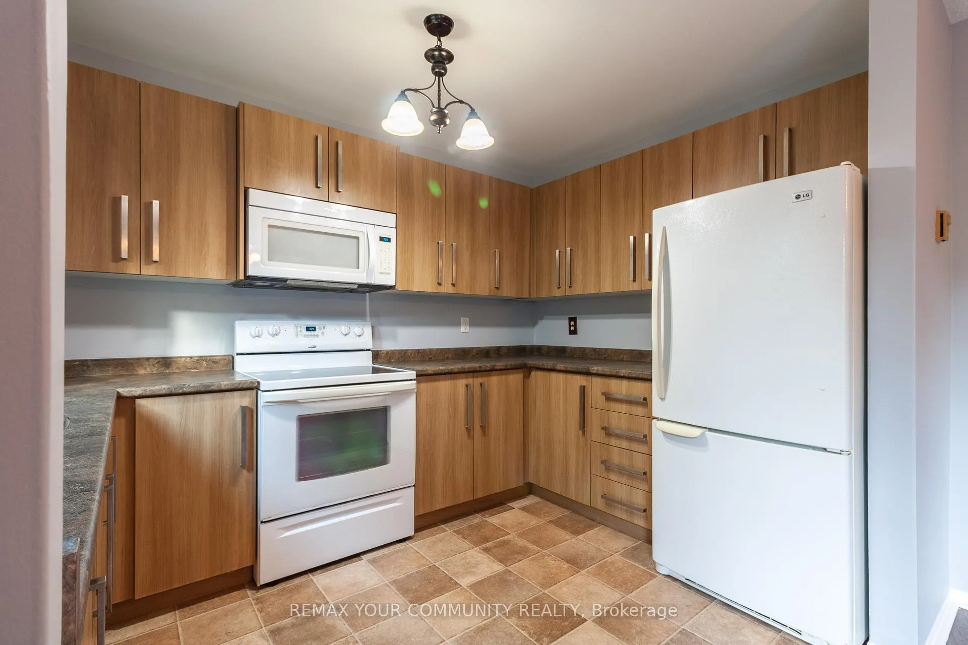Photo 20 of Unit 2, 160 Conway Drive, London, South X — HOMEH