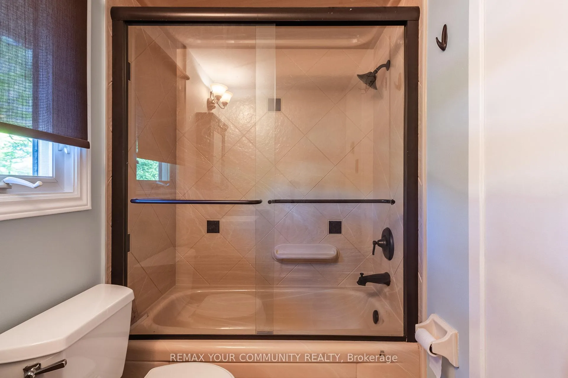 Photo 26 of Unit 2, 160 Conway Drive, London, South X — HOMEH