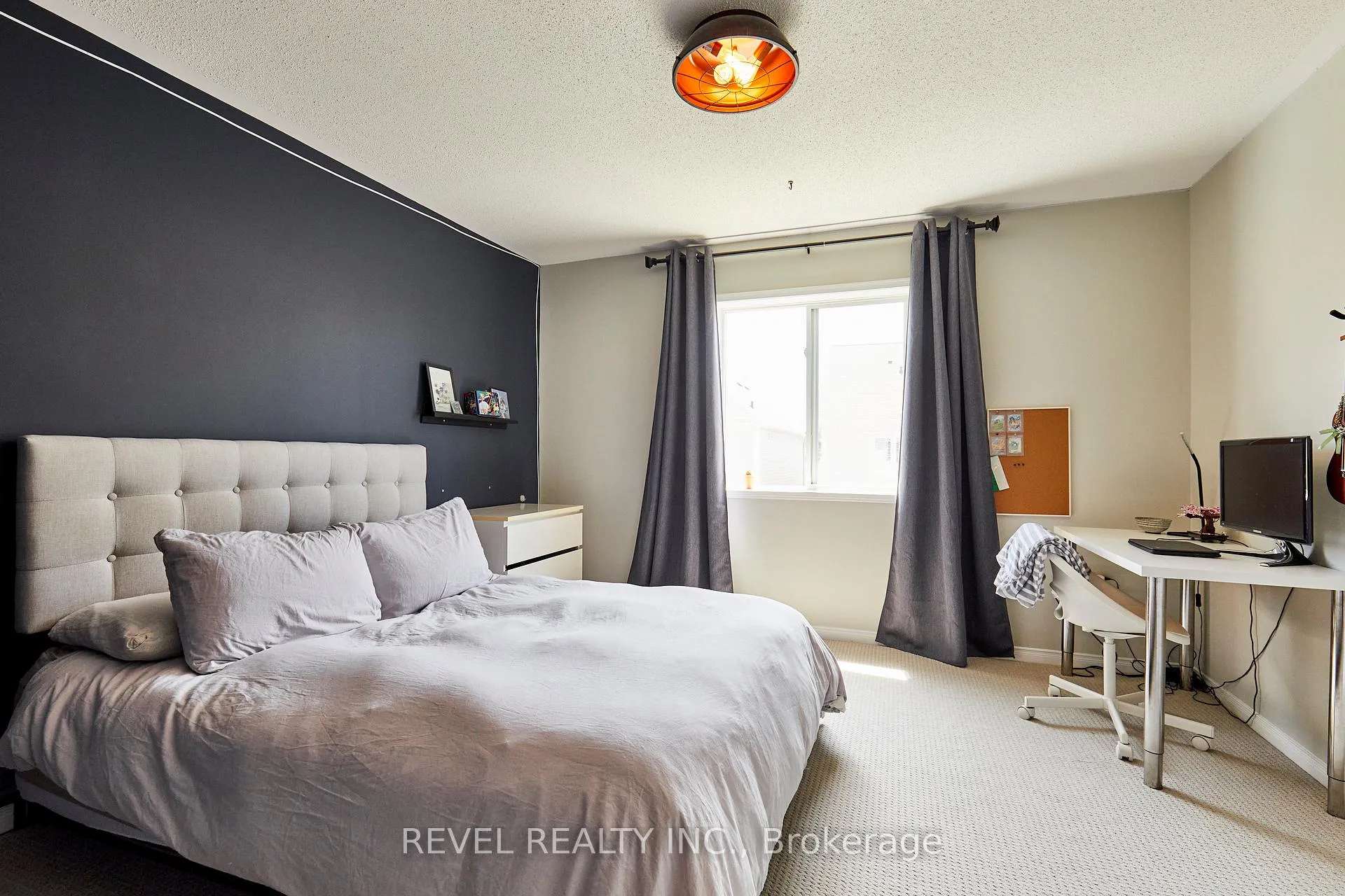 Photo 24 of 21 Parish Avenue, Ajax, South East — HOMEH
