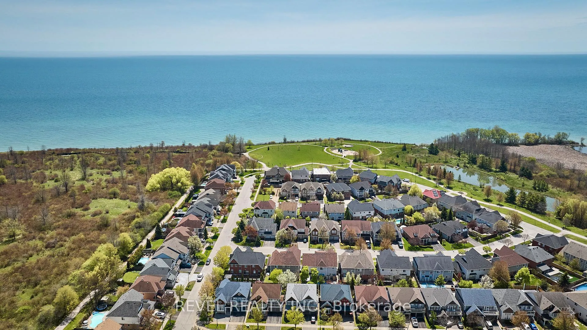 Photo 35 of 21 Parish Avenue, Ajax, South East — HOMEH