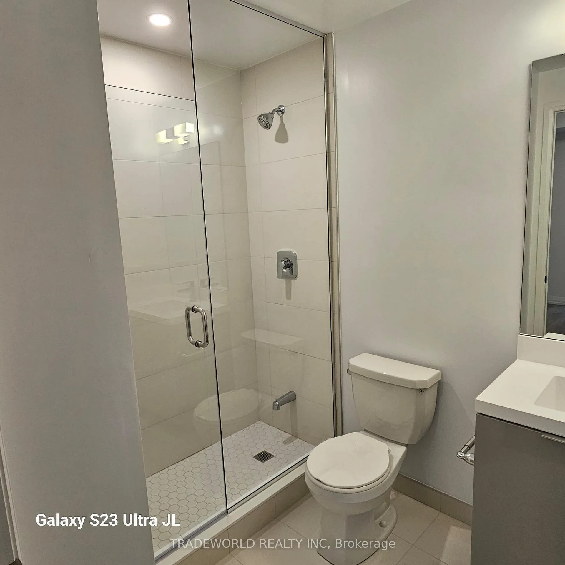 Photo 9 of Unit 718, 50 Dunfield Avenue, Toronto, Mount Pleasant West — HOMEH