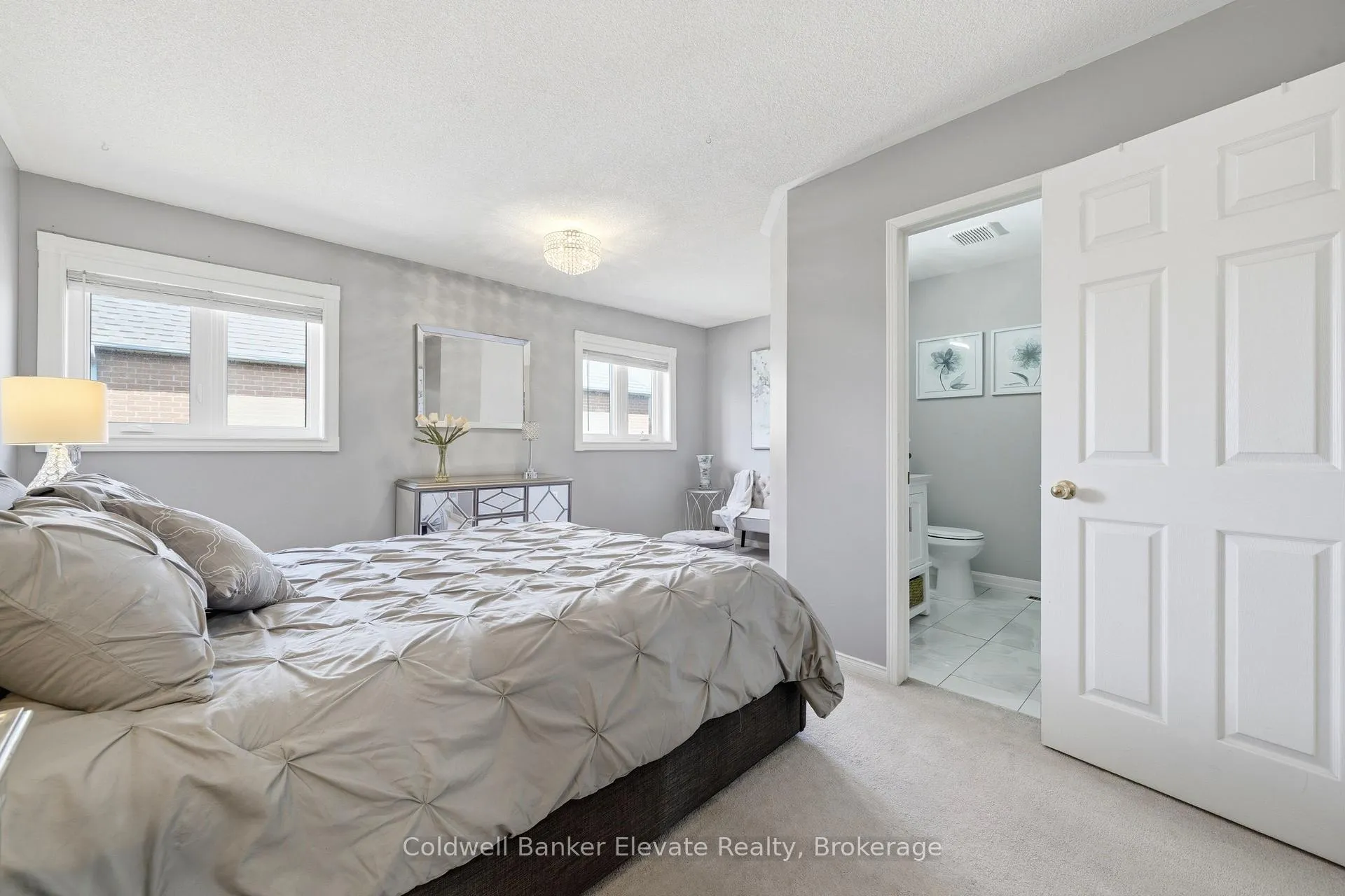 Photo 16 of 22 Goldenlight Circle, Brampton, Brampton West — HOMEH