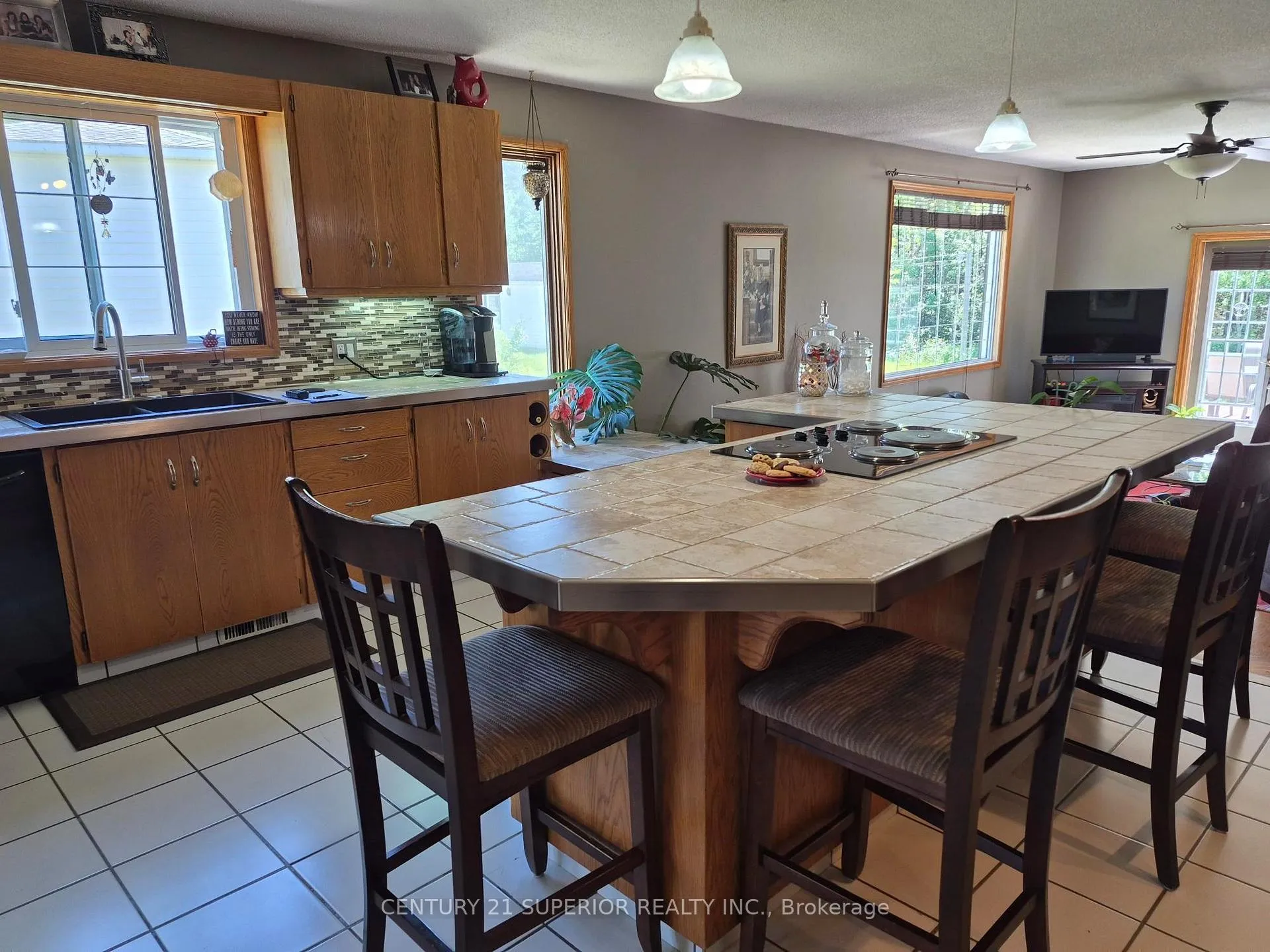 Photo 10 of 104 Centennial Drive, Schreiber — HOMEH