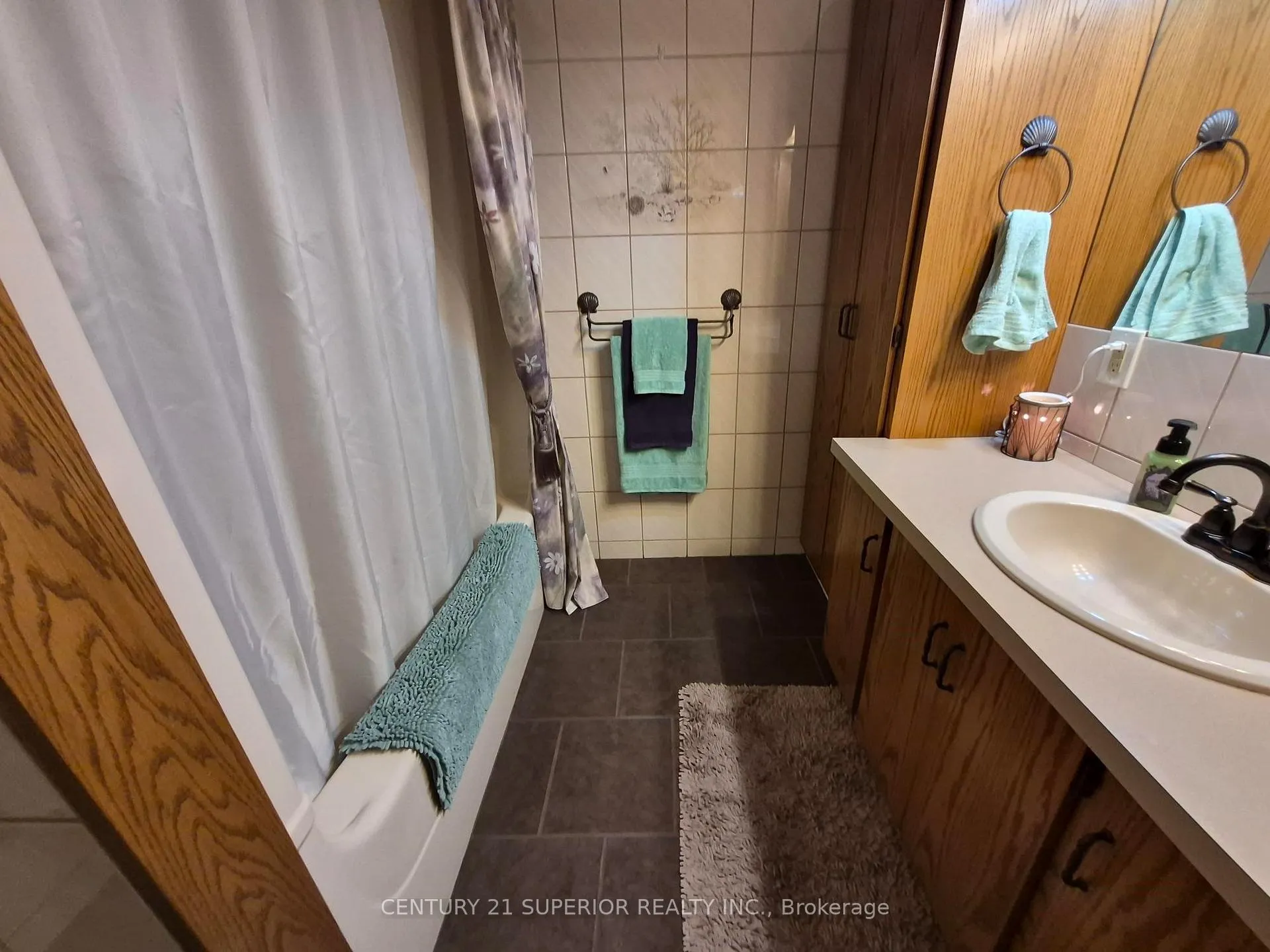 Photo 17 of 104 Centennial Drive, Schreiber — HOMEH