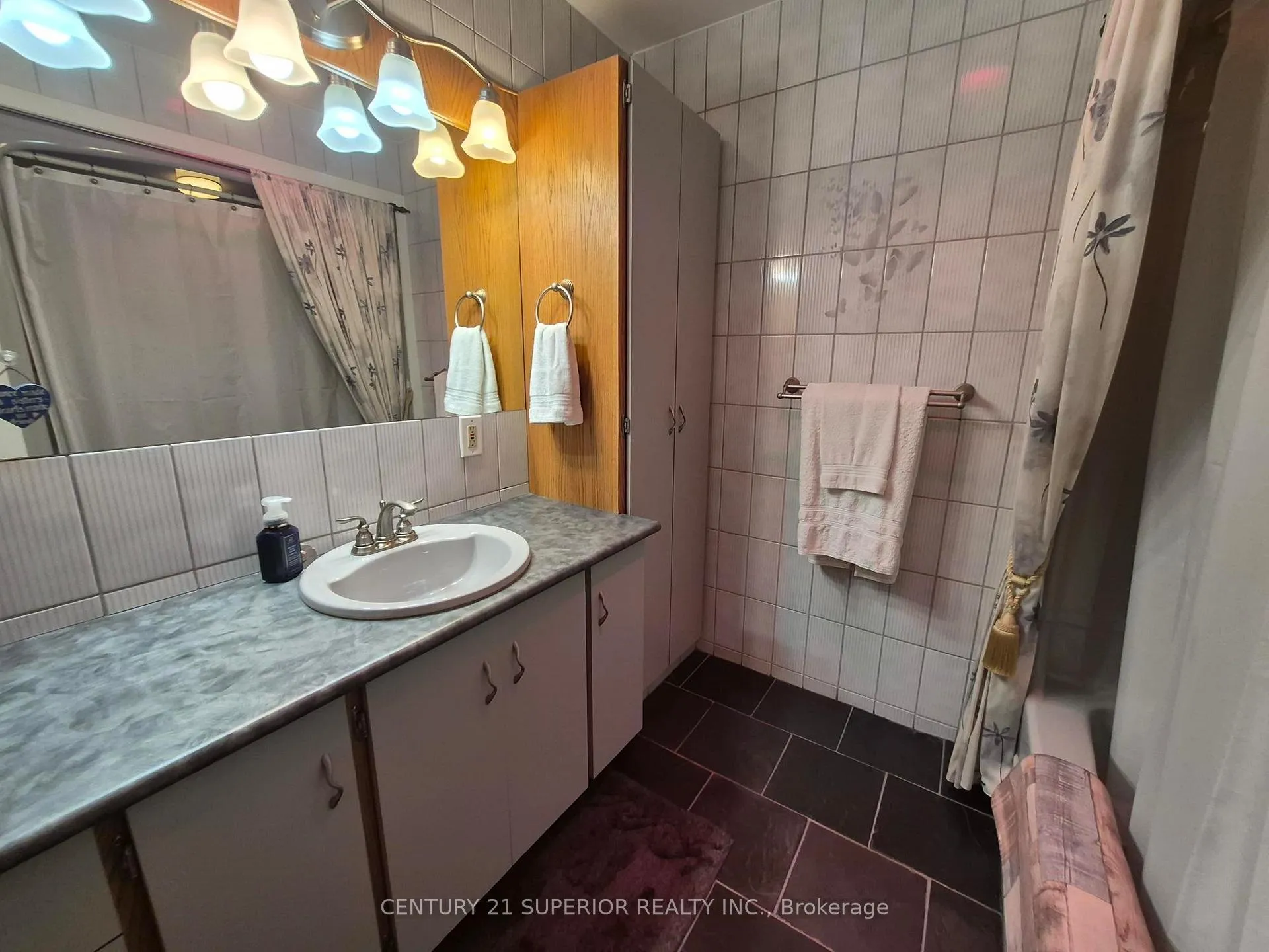 Photo 24 of 104 Centennial Drive, Schreiber — HOMEH