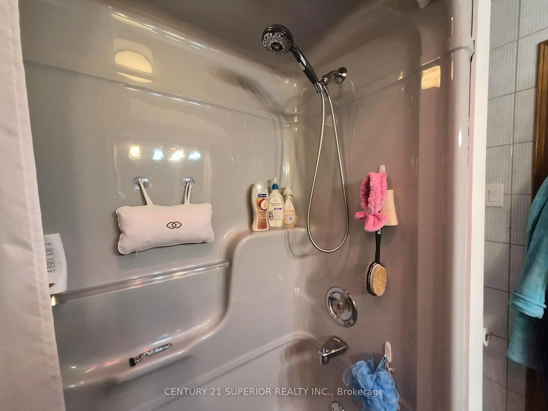 Photo 27 of 104 Centennial Drive, Schreiber — HOMEH