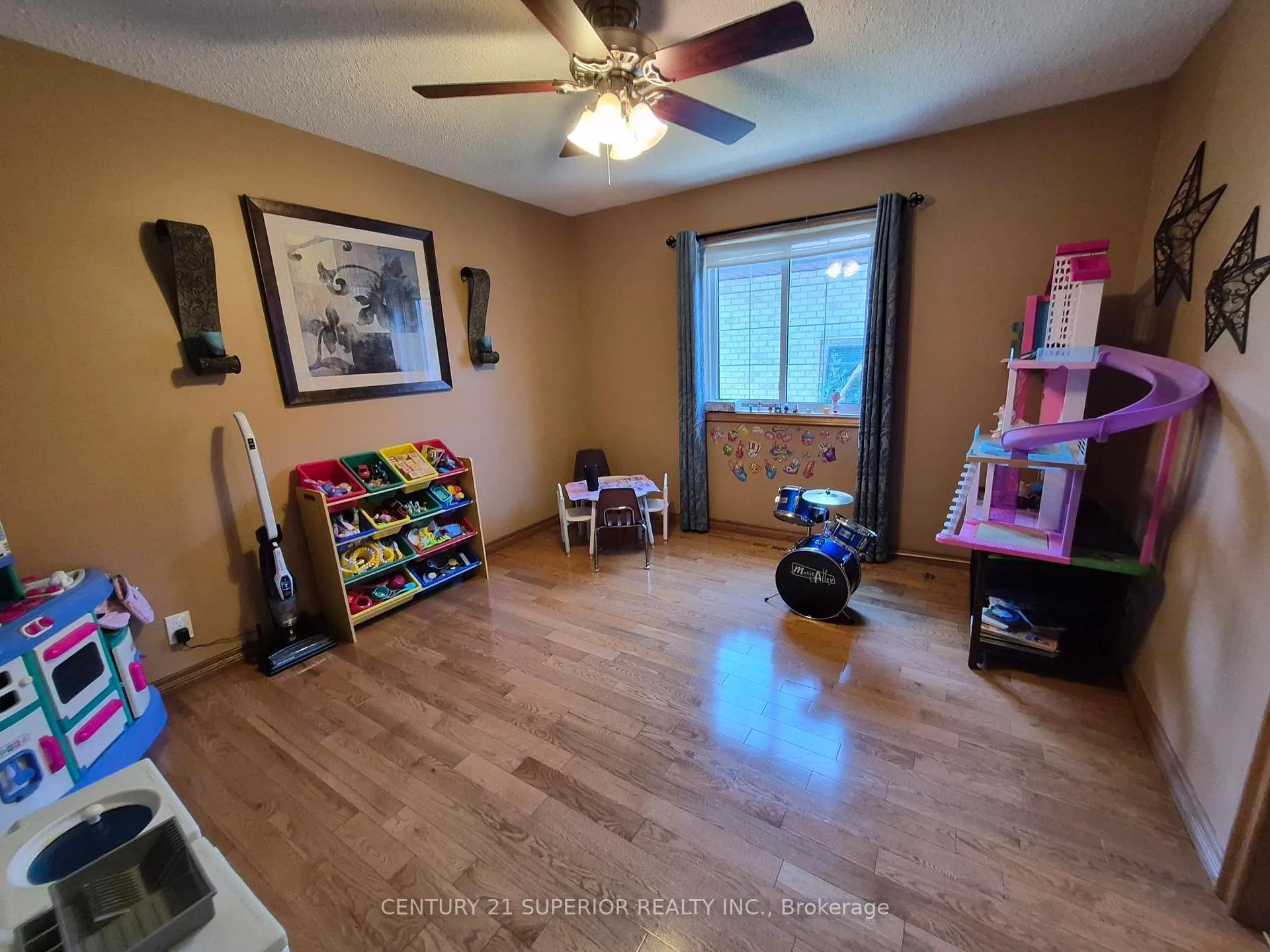 Photo 31 of 104 Centennial Drive, Schreiber — HOMEH