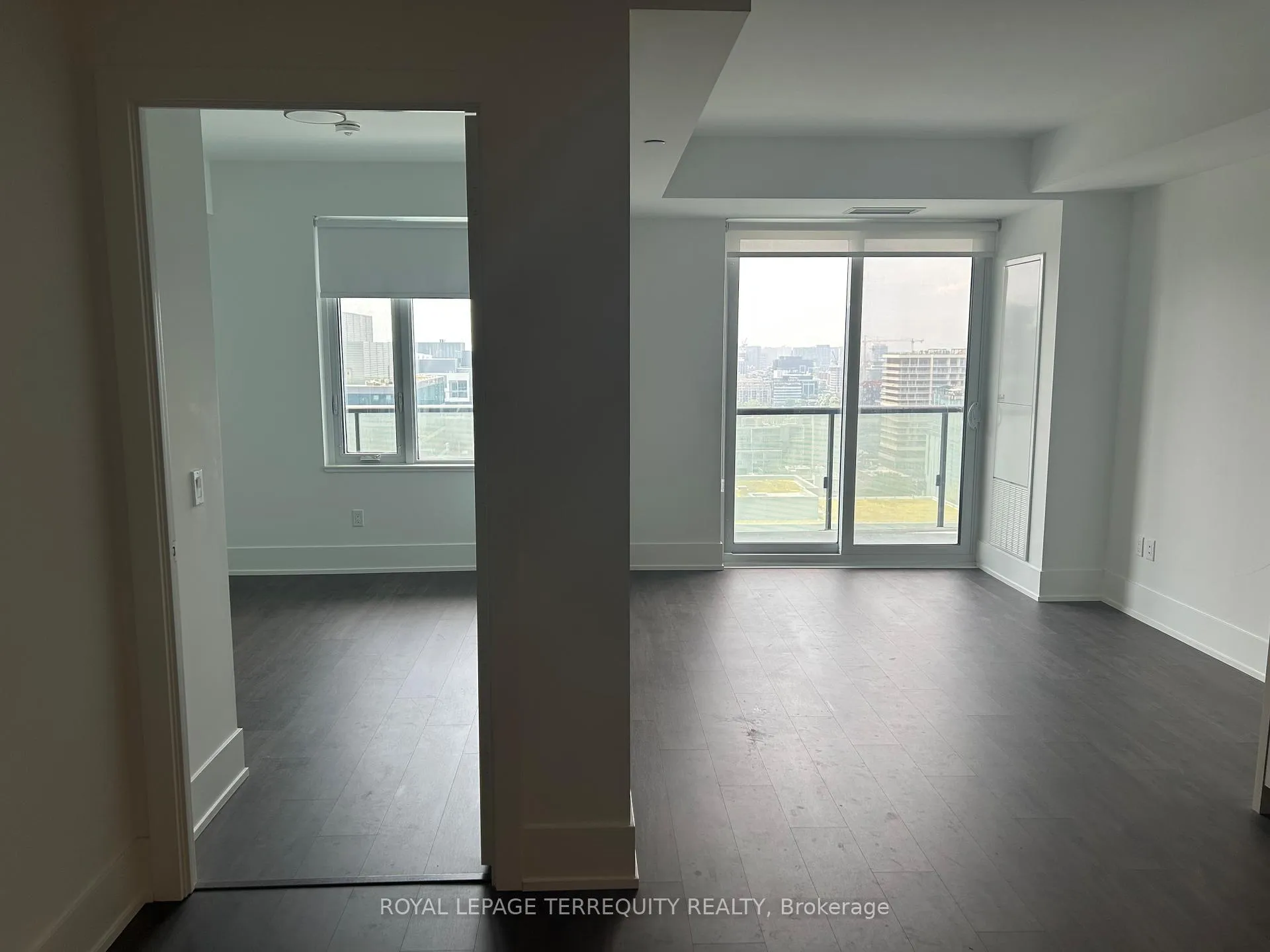 Photo 6 of Unit 1803, 480 Front Street W, Toronto, Waterfront Communities — HOMEH