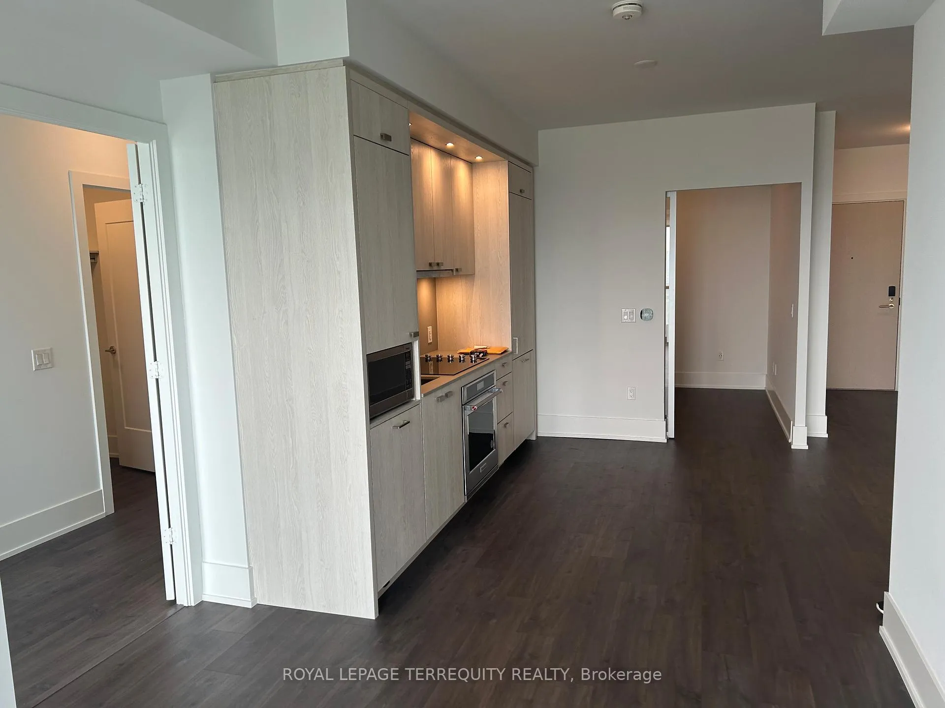 Photo 11 of Unit 1803, 480 Front Street W, Toronto, Waterfront Communities — HOMEH