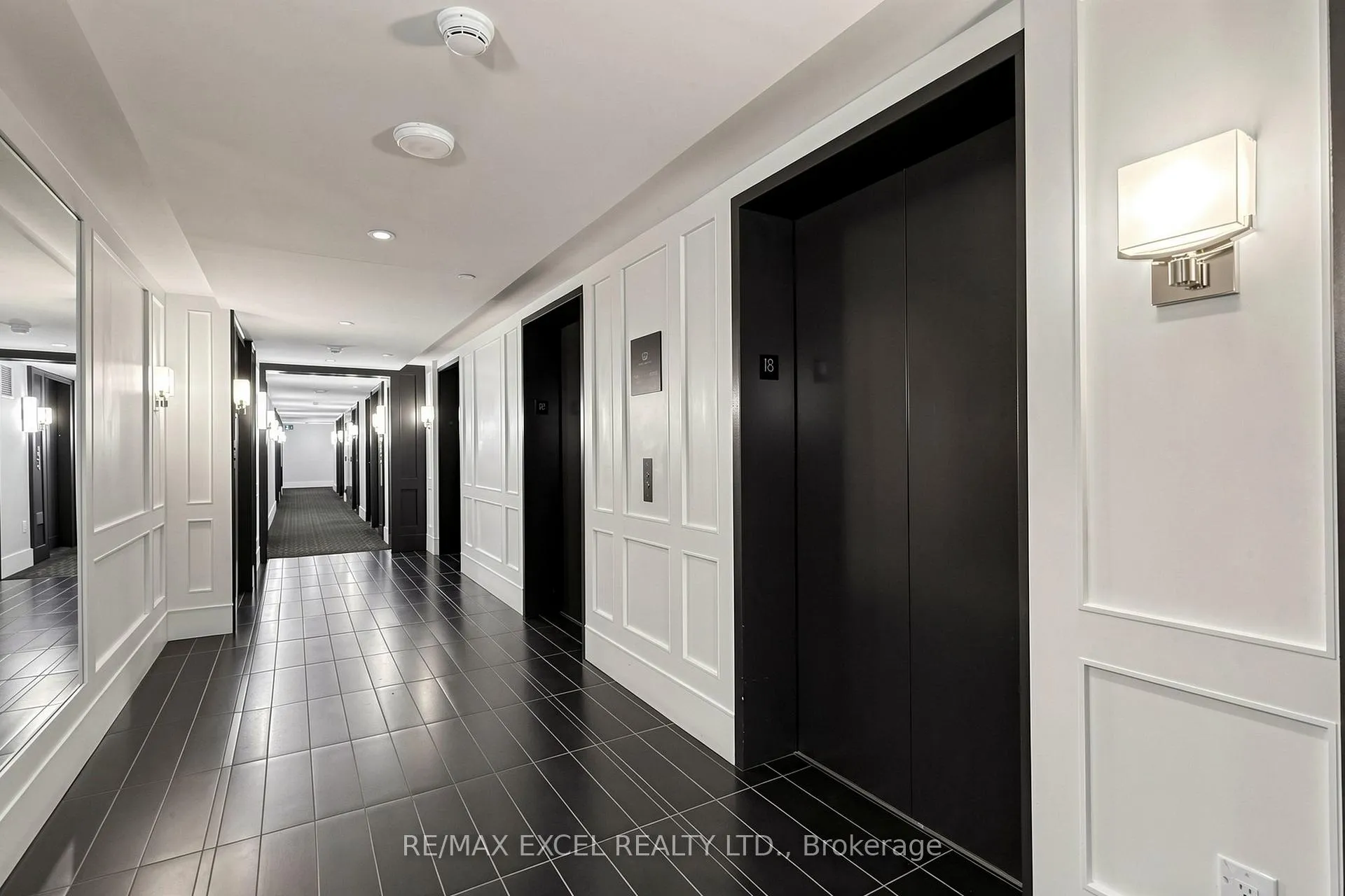 Photo 7 of Unit 1408, 955 Bay Street, Toronto, Bay Street Corridor — HOMEH