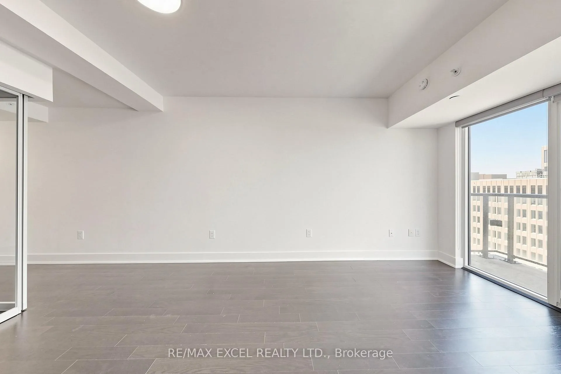 Photo 14 of Unit 1408, 955 Bay Street, Toronto, Bay Street Corridor — HOMEH