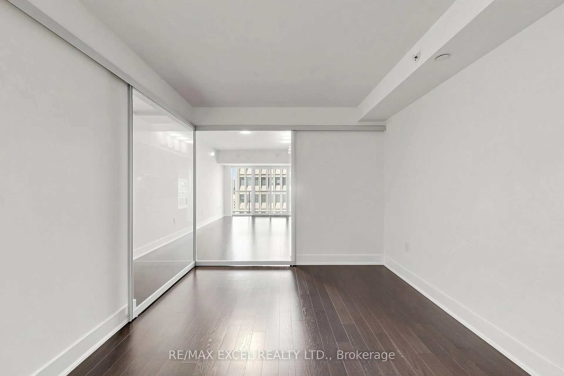 Photo 19 of Unit 1408, 955 Bay Street, Toronto, Bay Street Corridor — HOMEH