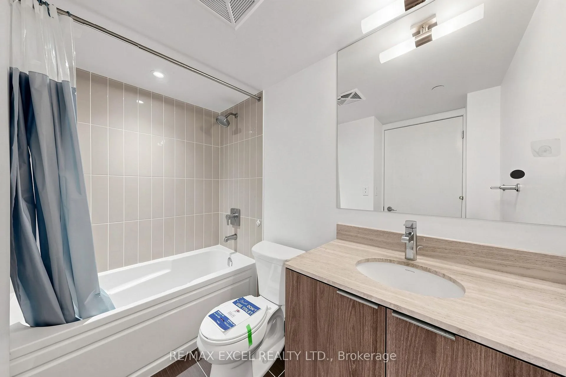 Photo 22 of Unit 1408, 955 Bay Street, Toronto, Bay Street Corridor — HOMEH