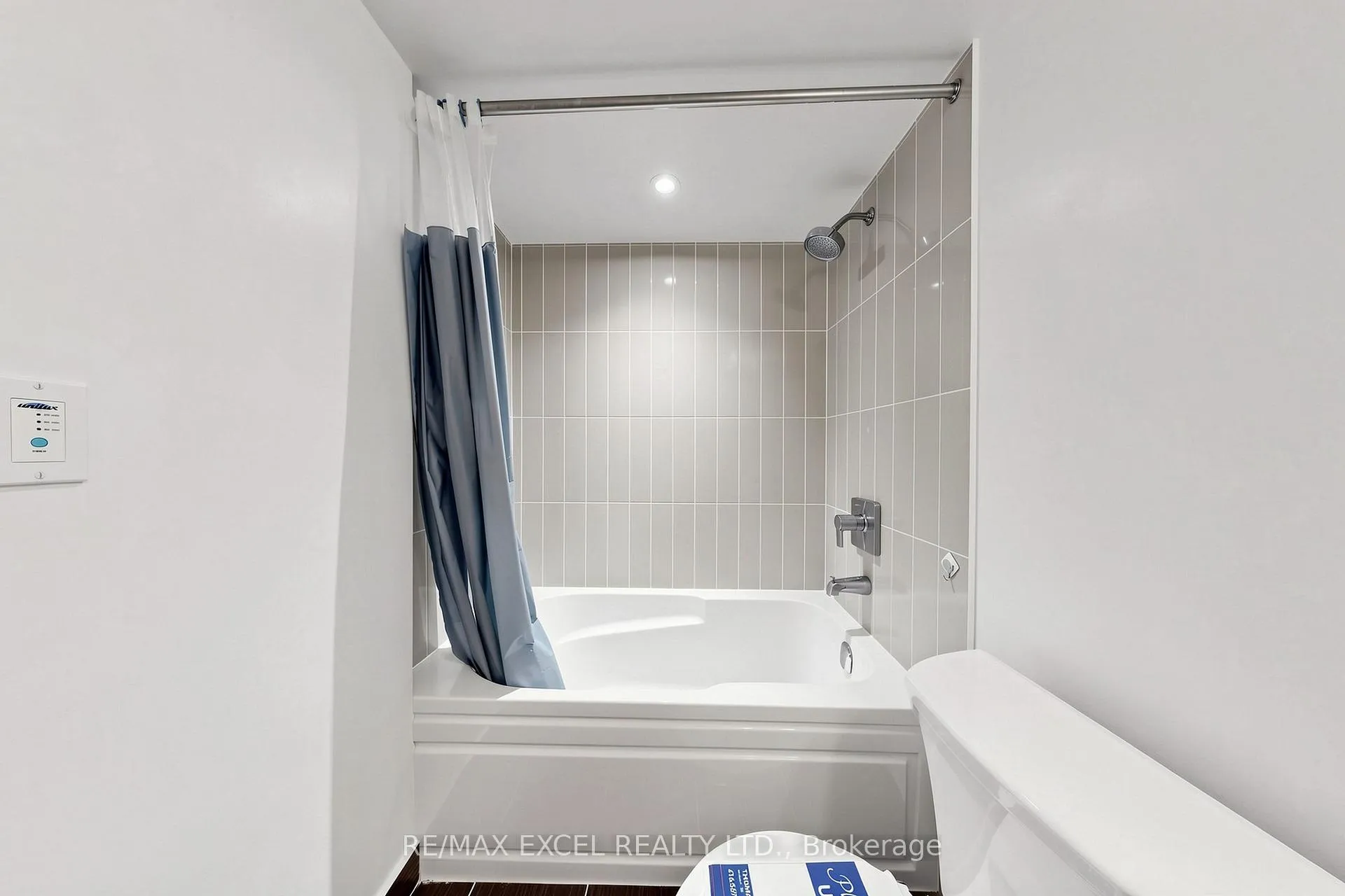 Photo 23 of Unit 1408, 955 Bay Street, Toronto, Bay Street Corridor — HOMEH