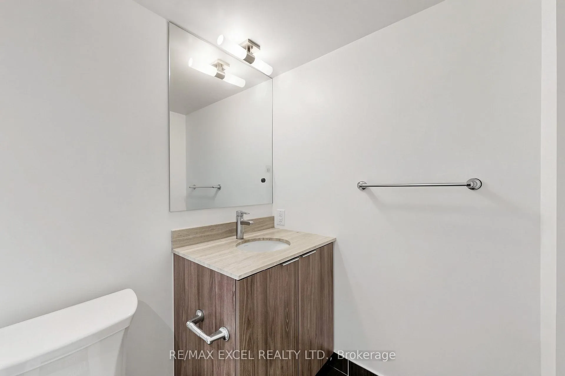 Photo 24 of Unit 1408, 955 Bay Street, Toronto, Bay Street Corridor — HOMEH