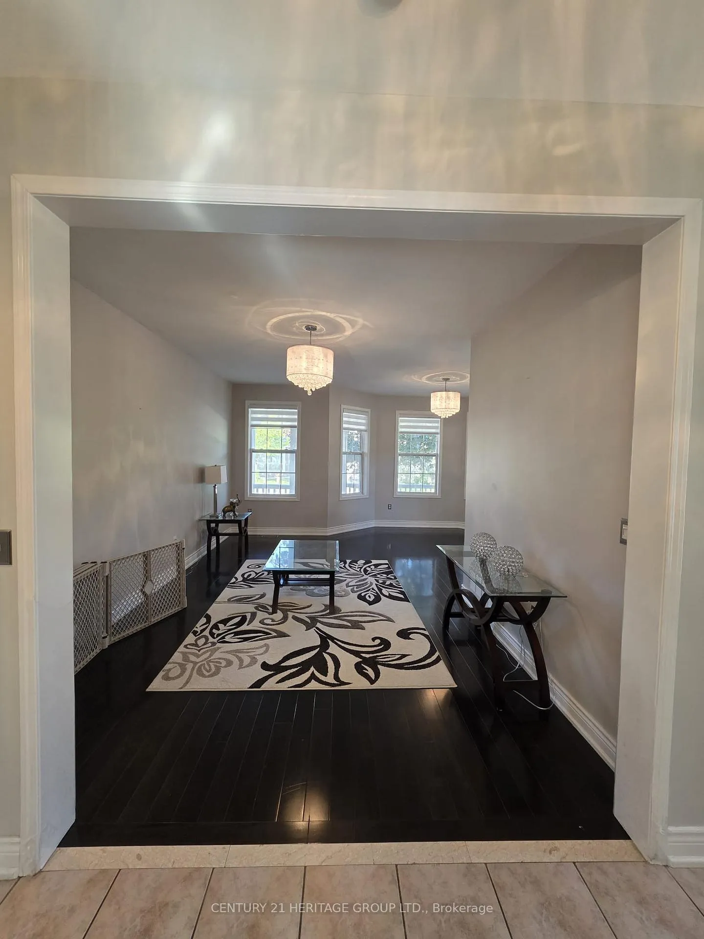 Photo 6 of 52 Brock Drive, Brampton, Vales of Castlemore — HOMEH