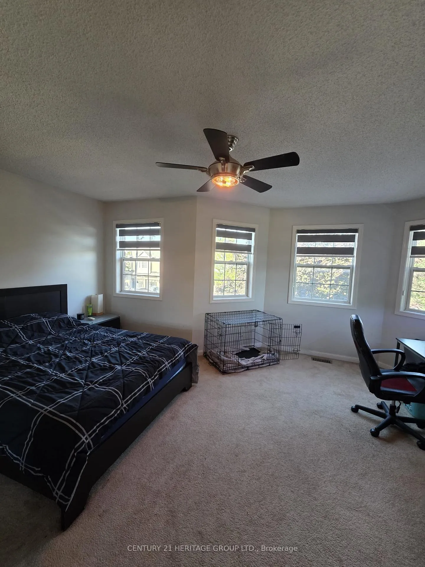 Photo 15 of 52 Brock Drive, Brampton, Vales of Castlemore — HOMEH