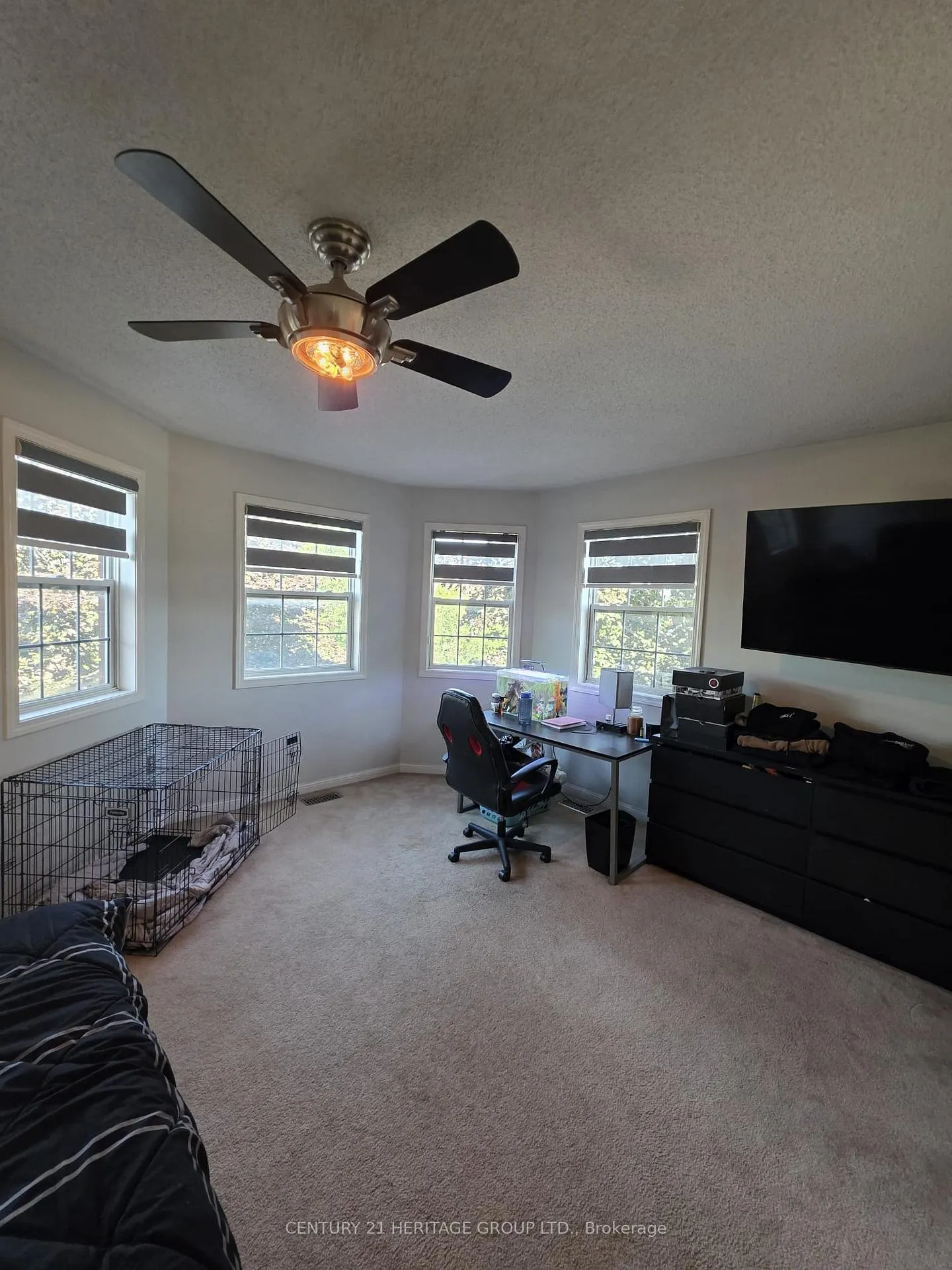 Photo 16 of 52 Brock Drive, Brampton, Vales of Castlemore — HOMEH
