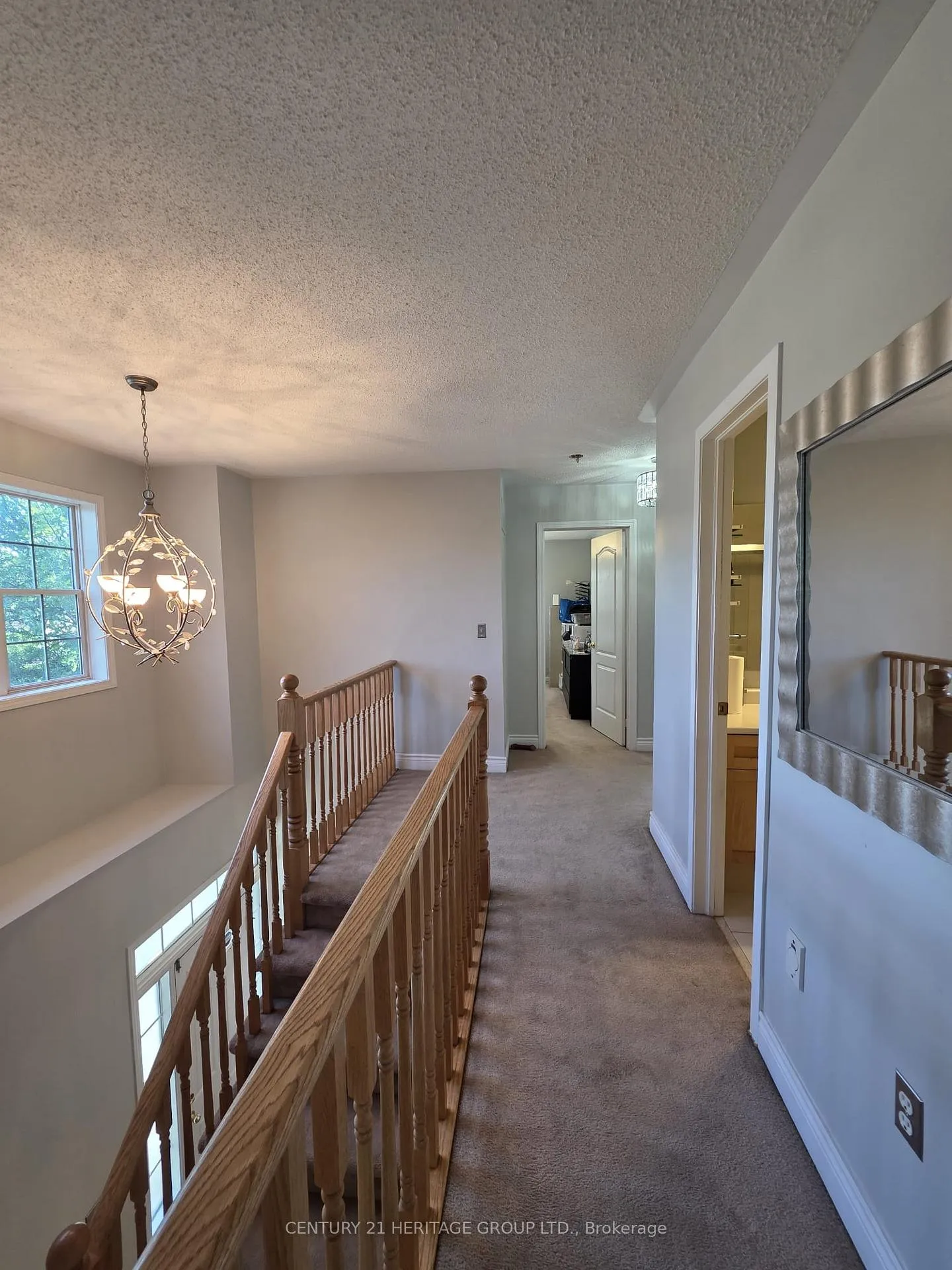 Photo 17 of 52 Brock Drive, Brampton, Vales of Castlemore — HOMEH