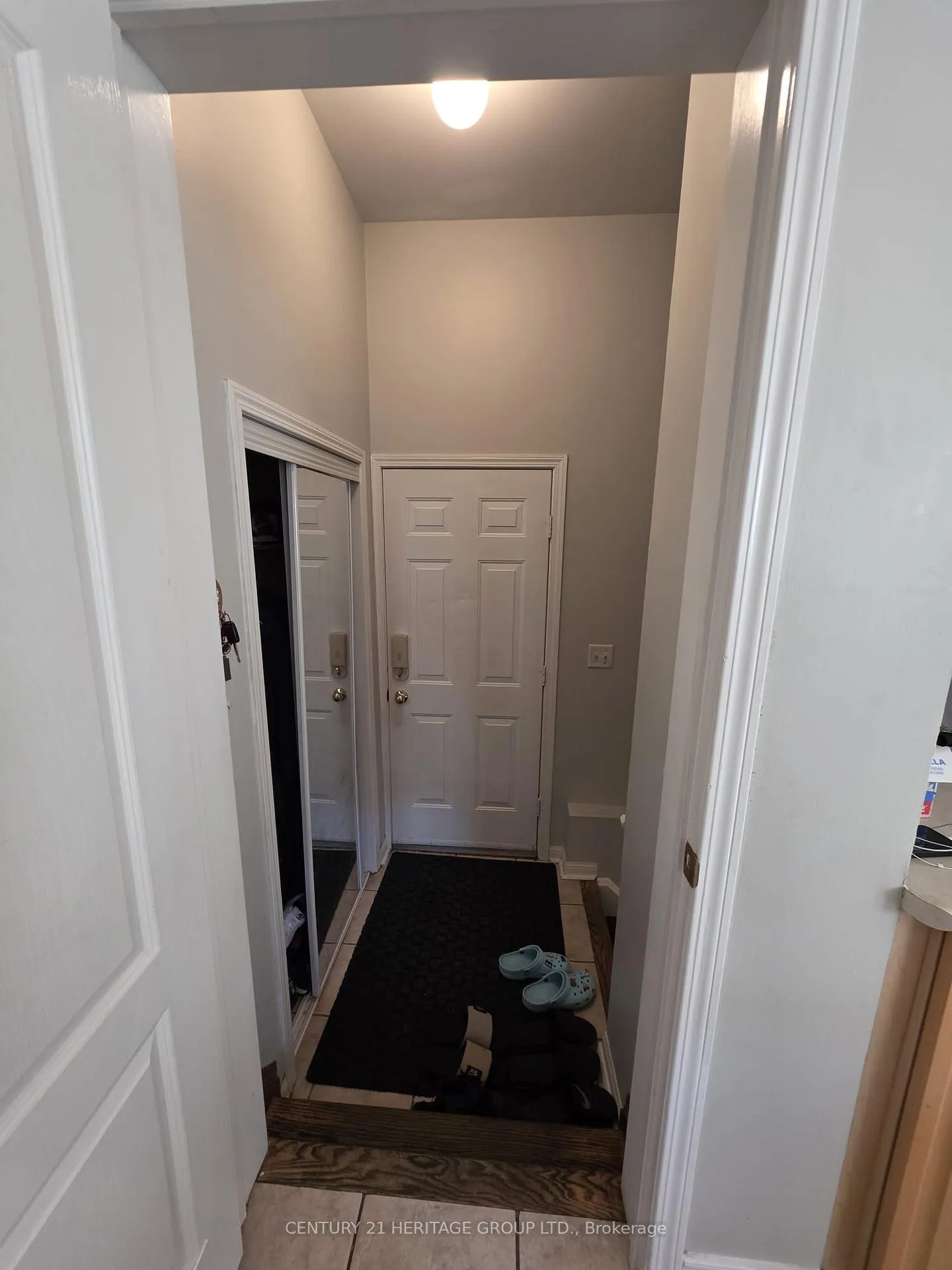 Photo 24 of 52 Brock Drive, Brampton, Vales of Castlemore — HOMEH