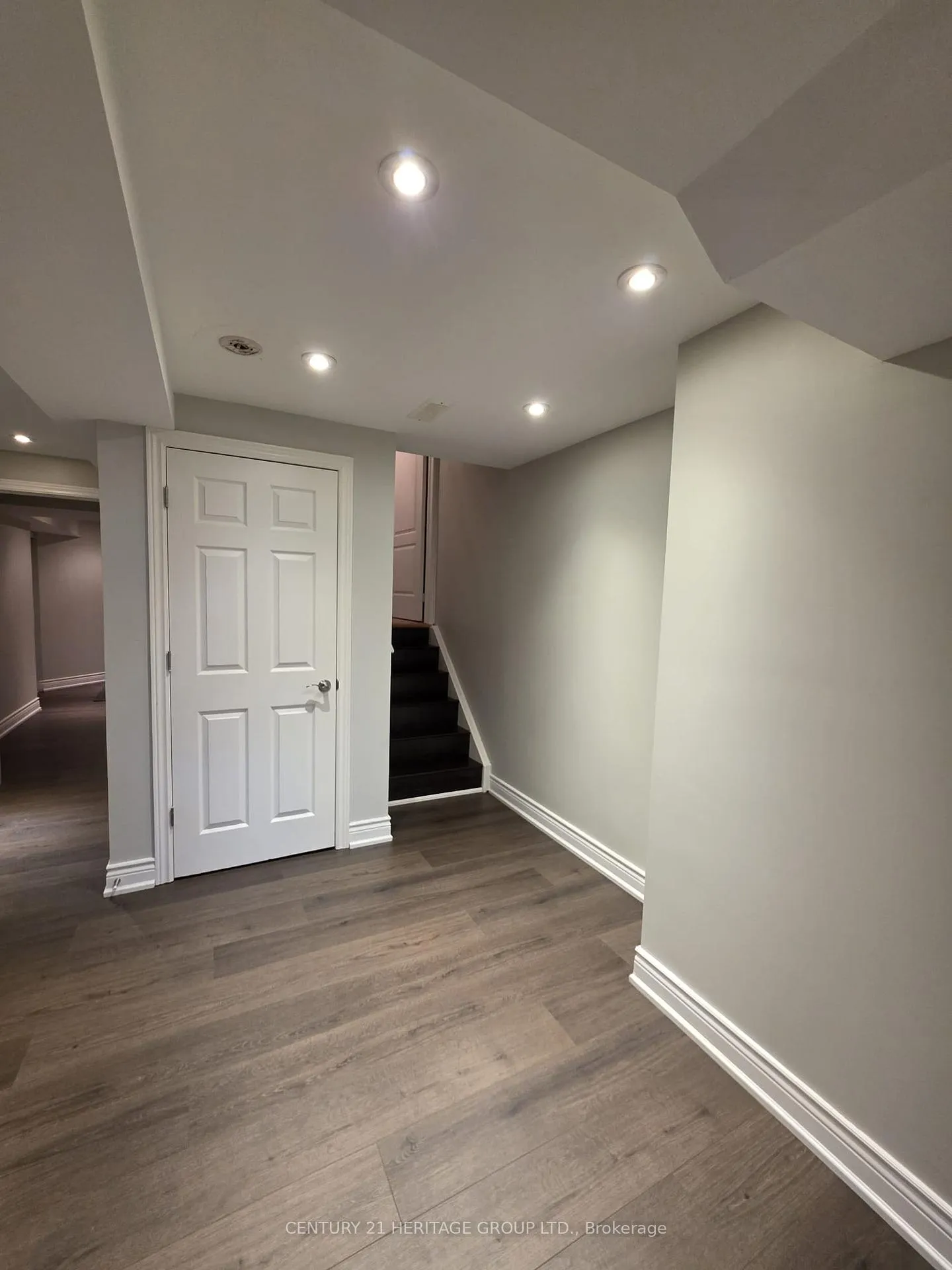 Photo 31 of 52 Brock Drive, Brampton, Vales of Castlemore — HOMEH