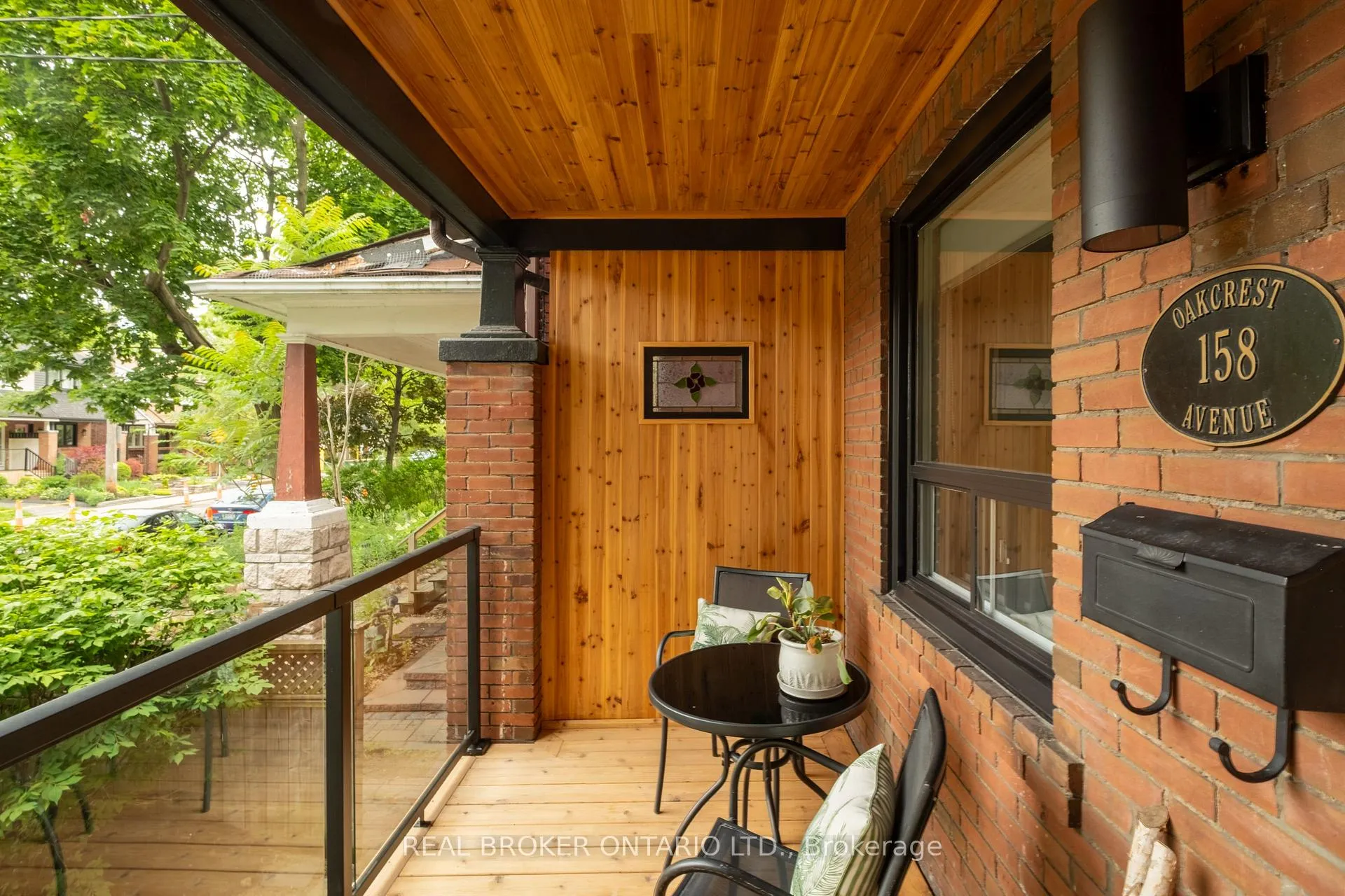 Photo 4 of 158 Oakcrest Avenue, Toronto, East End-Danforth — HOMEH