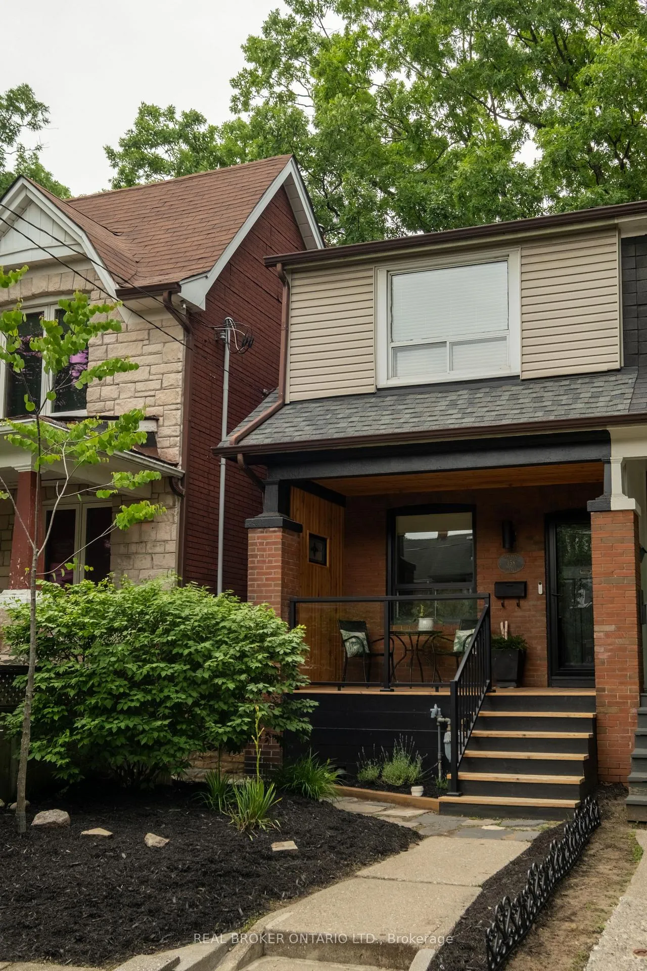 Photo 7 of 158 Oakcrest Avenue, Toronto, East End-Danforth — HOMEH