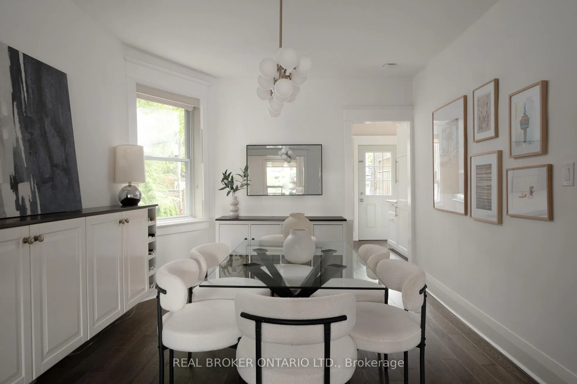 Photo 12 of 158 Oakcrest Avenue, Toronto, East End-Danforth — HOMEH