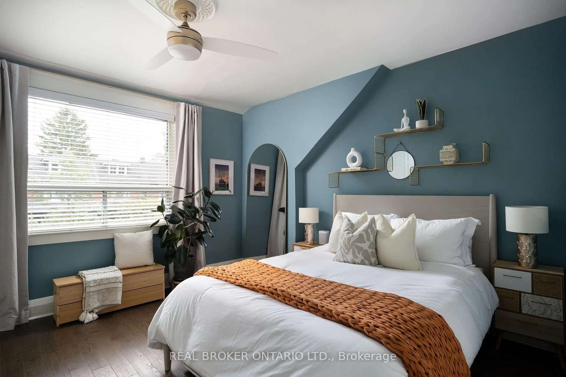 Photo 22 of 158 Oakcrest Avenue, Toronto, East End-Danforth — HOMEH