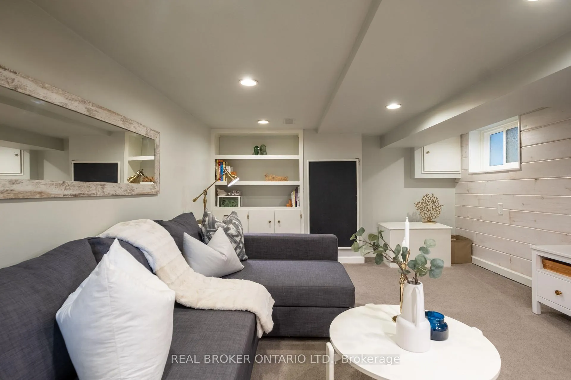 Photo 36 of 158 Oakcrest Avenue, Toronto, East End-Danforth — HOMEH