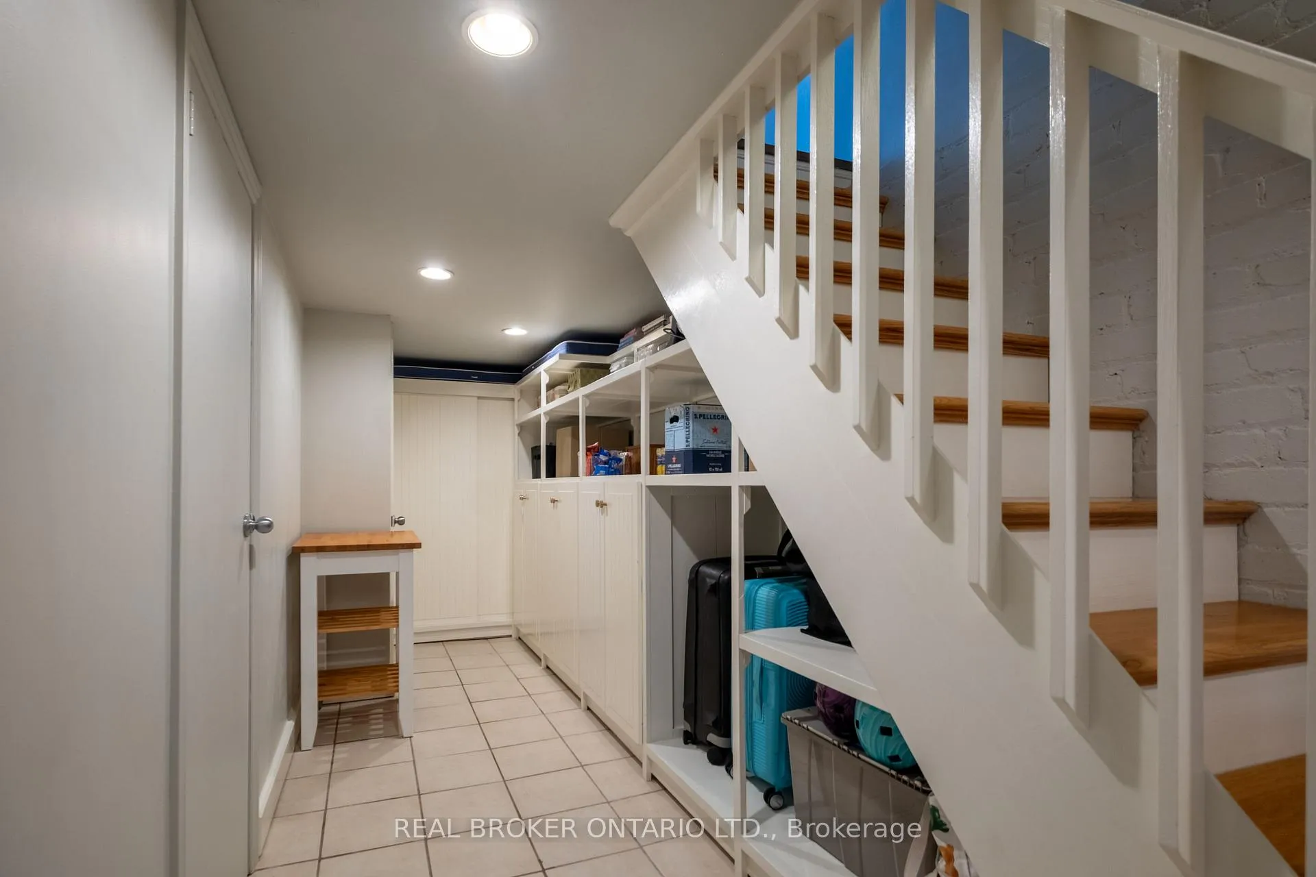 Photo 39 of 158 Oakcrest Avenue, Toronto, East End-Danforth — HOMEH
