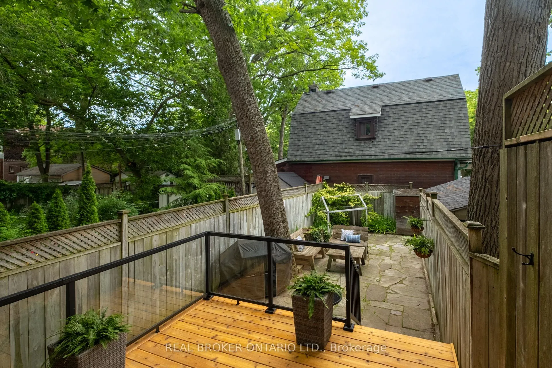 Photo 42 of 158 Oakcrest Avenue, Toronto, East End-Danforth — HOMEH