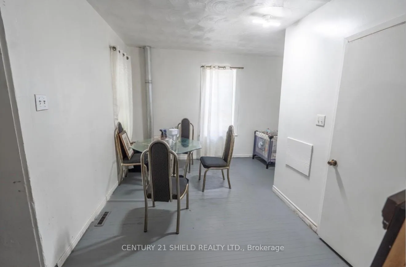 Photo 11 of 42-46 Marlborough Street S, Cornwall, Cornwall — HOMEH